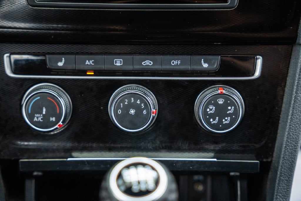 2017 Volkswagen Golf GTI S
