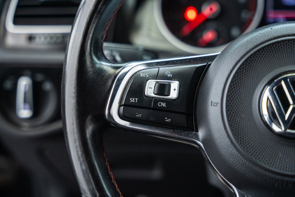 2017 Volkswagen Golf GTI S