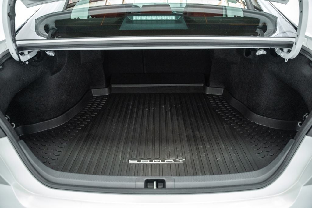 2025 Toyota Camry XSE Hybrid 2.5L