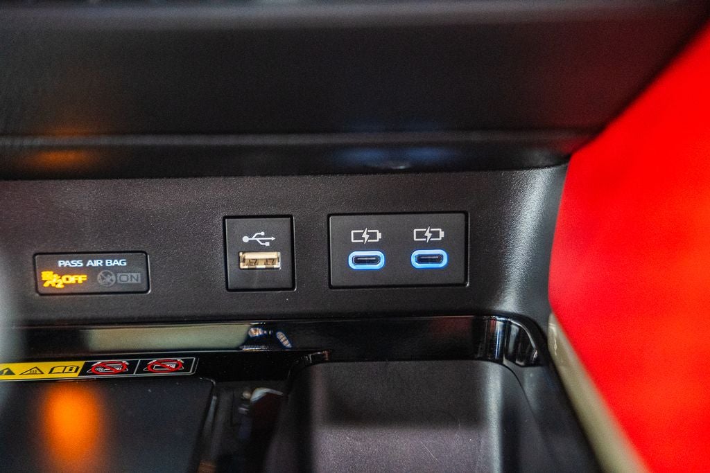 2025 Toyota Camry XSE Hybrid 2.5L