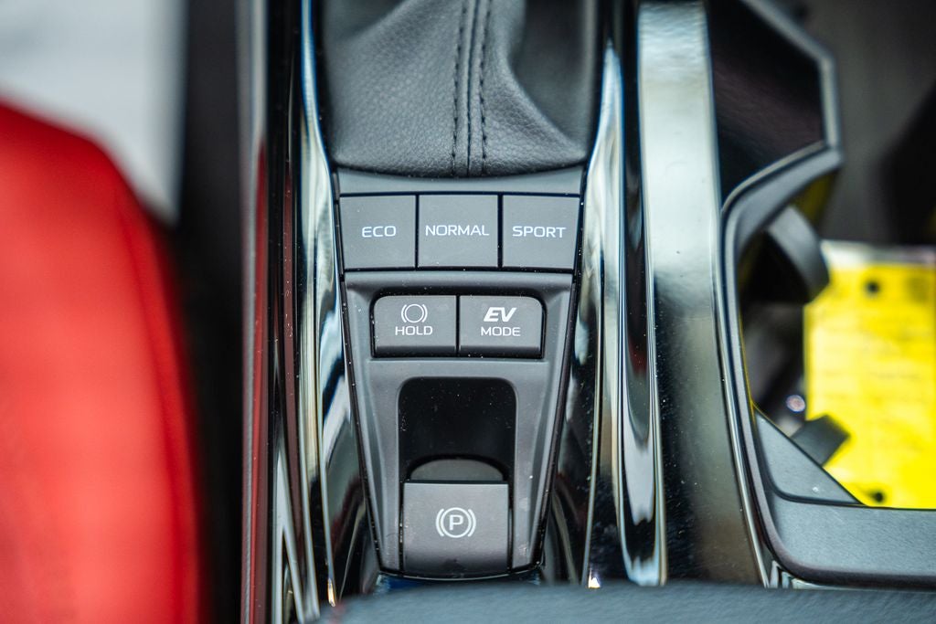 2025 Toyota Camry XSE Hybrid 2.5L