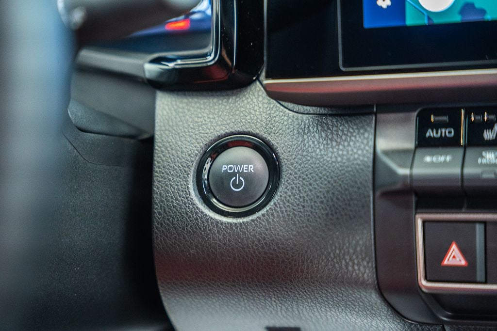 2025 Toyota Camry XSE Hybrid 2.5L