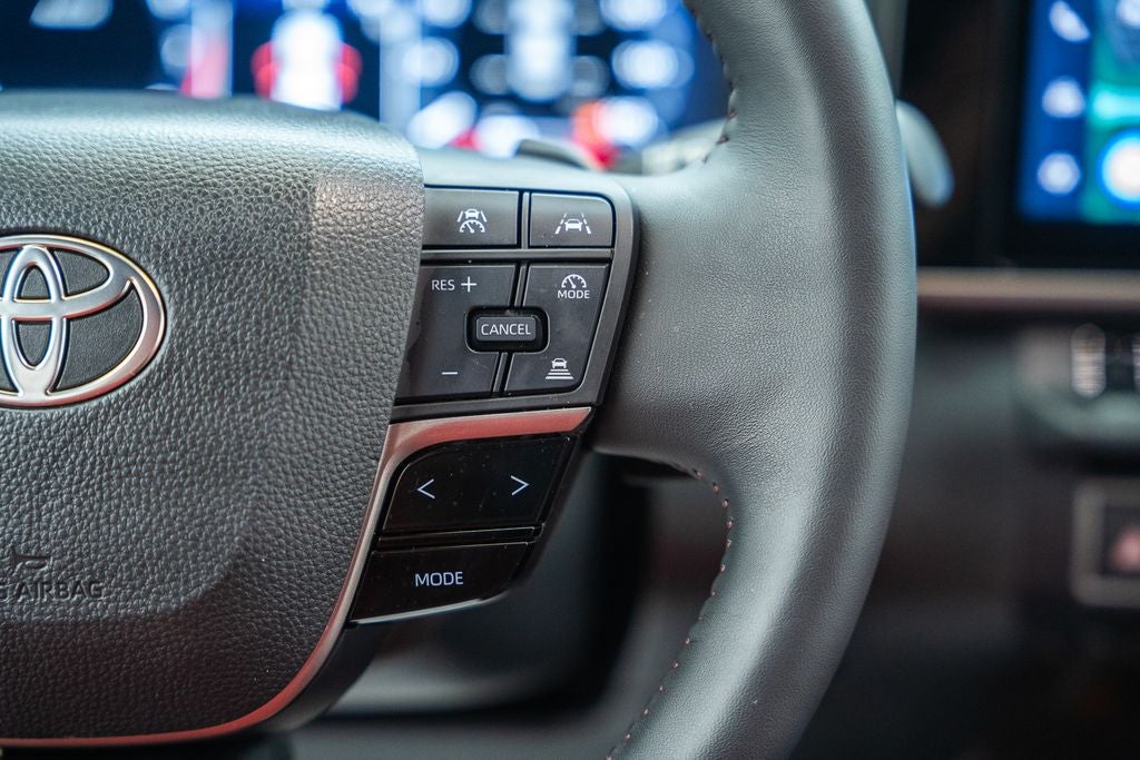 2025 Toyota Camry XSE Hybrid 2.5L