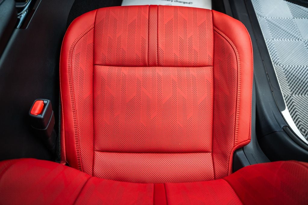 2025 Toyota Camry XSE Hybrid 2.5L