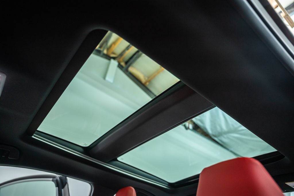 2025 Toyota Camry XSE Hybrid 2.5L