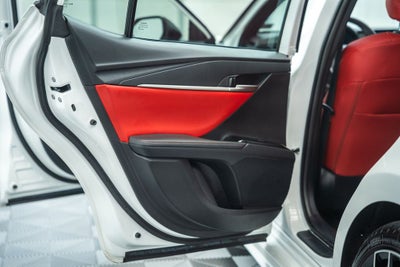 2025 Toyota Camry XSE Hybrid 2.5L