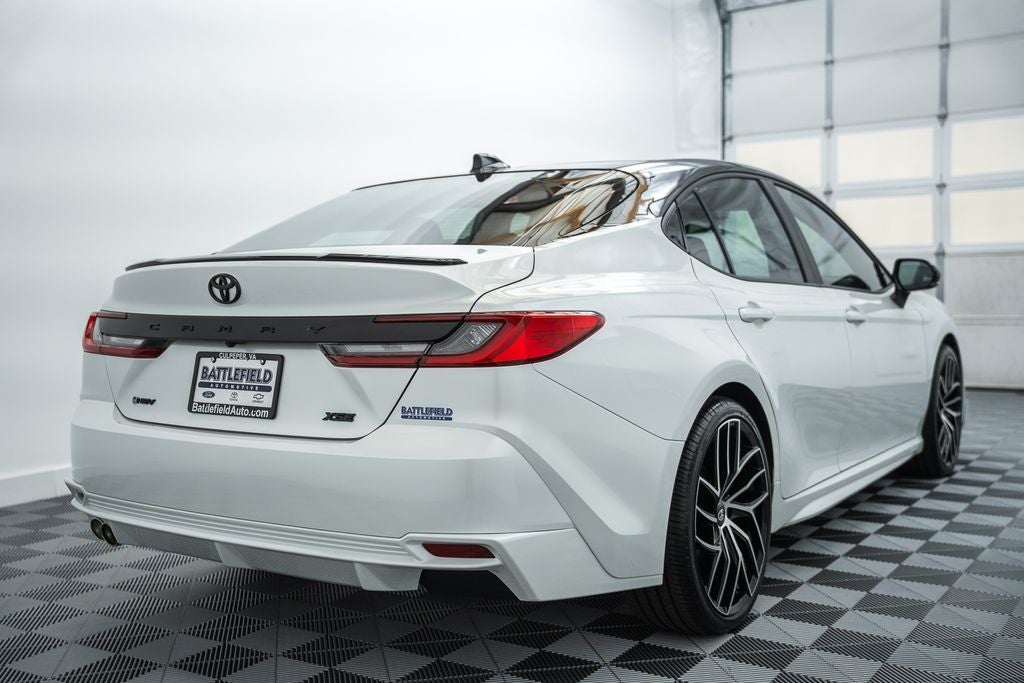 2025 Toyota Camry XSE Hybrid 2.5L
