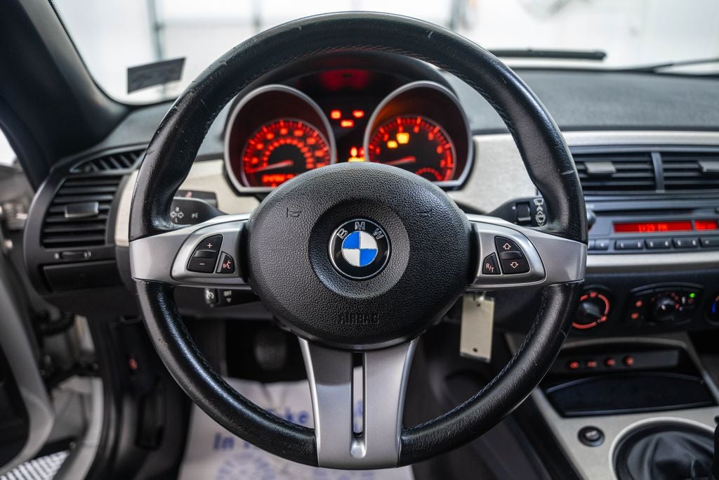 2005 BMW Z4 2.5i