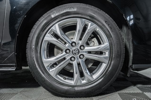 2022 Toyota Sienna XSE 7 Passenger