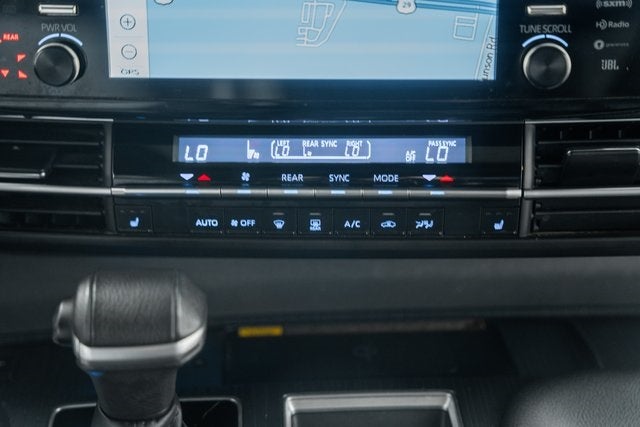 2022 Toyota Sienna XSE 7 Passenger