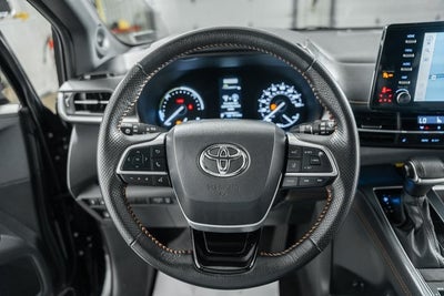 2022 Toyota Sienna XSE 7 Passenger