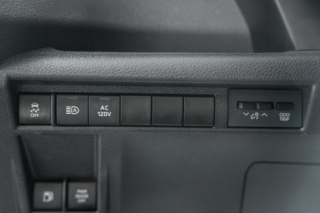 2022 Toyota Sienna XSE 7 Passenger