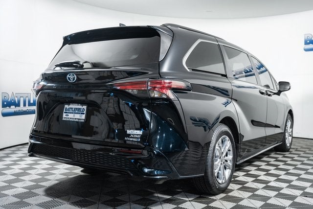2022 Toyota Sienna XSE 7 Passenger