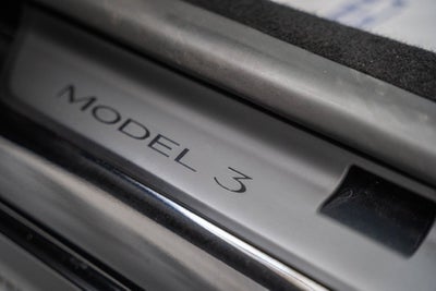 2026 Tesla Model 3 Premium