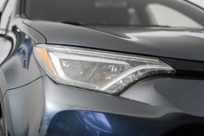 2018 Toyota RAV4 Hybrid SE