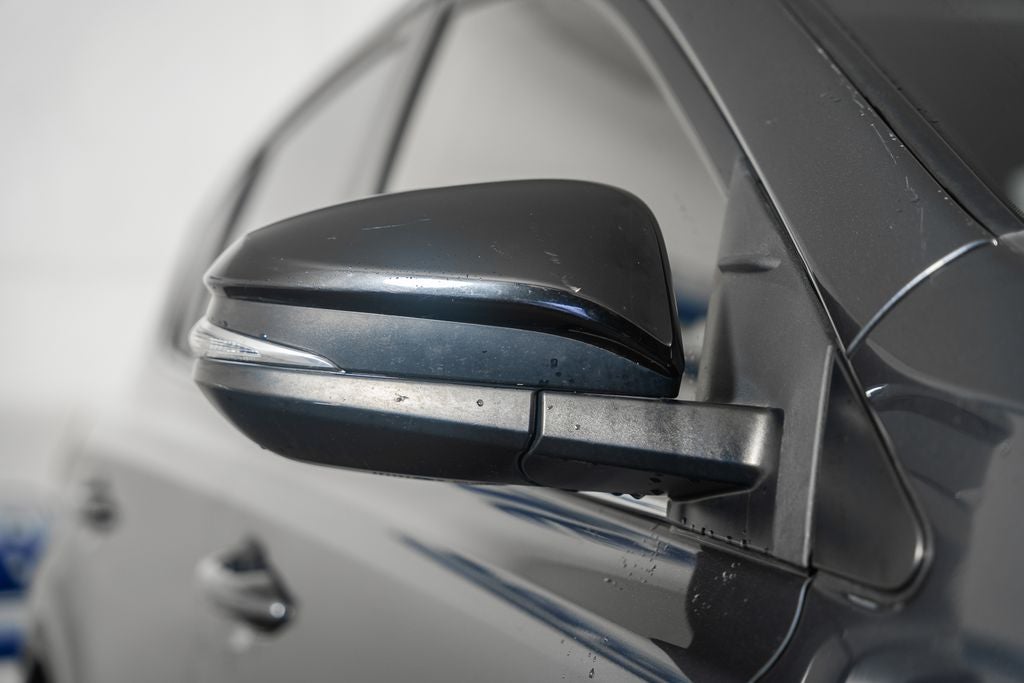 2018 Toyota RAV4 Hybrid SE