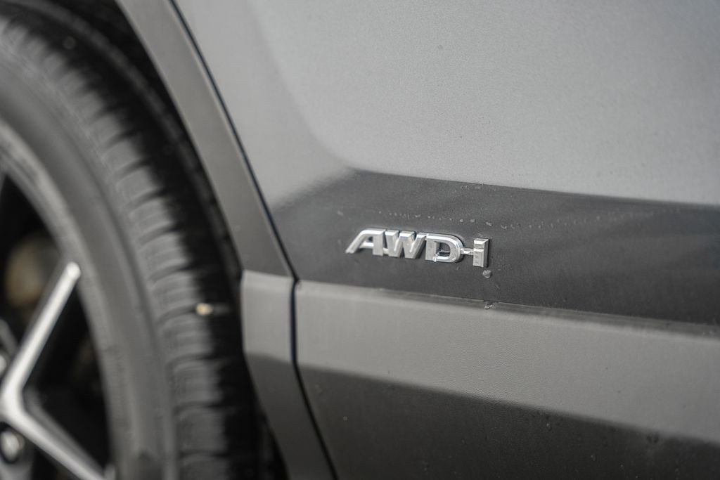 2018 Toyota RAV4 Hybrid SE