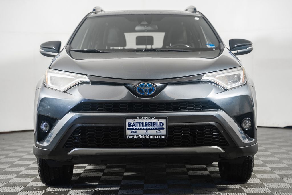 2018 Toyota RAV4 Hybrid SE