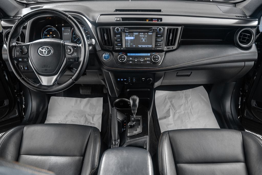 2018 Toyota RAV4 Hybrid SE