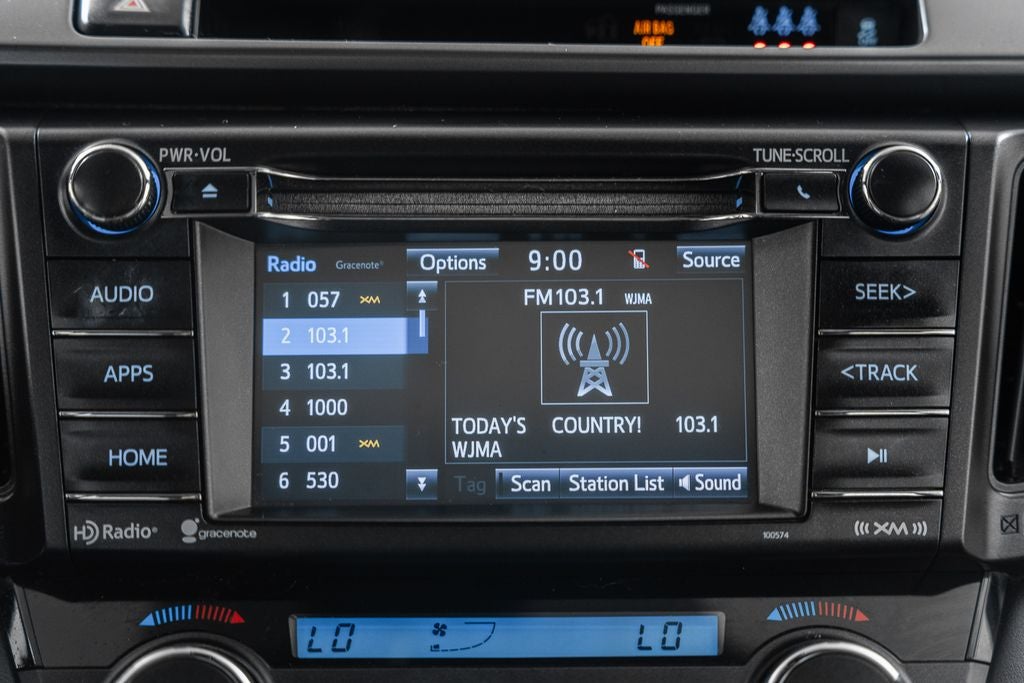 2018 Toyota RAV4 Hybrid SE