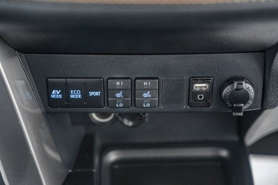 2018 Toyota RAV4 Hybrid SE