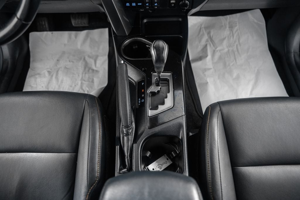2018 Toyota RAV4 Hybrid SE