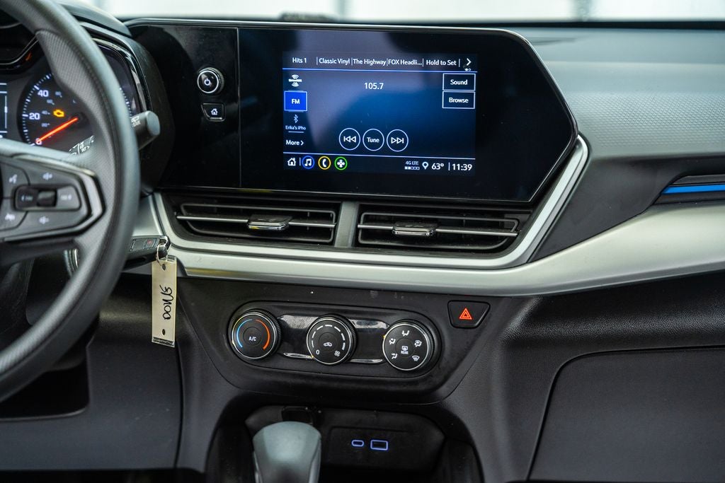 2025 Chevrolet Trax LS