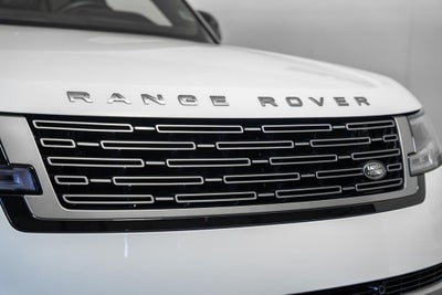 2025 Land Rover Range Rover Plug-In Hybrid SE