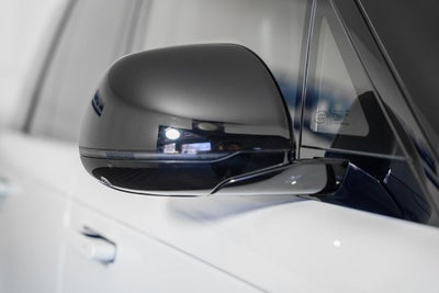 2025 Land Rover Range Rover Plug-In Hybrid SE