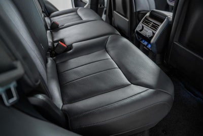 2025 Land Rover Range Rover Plug-In Hybrid SE