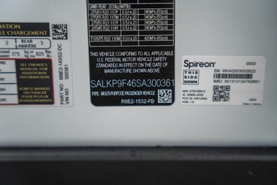 2025 Land Rover Range Rover Plug-In Hybrid SE