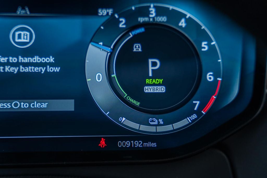 2025 Land Rover Range Rover Plug-In Hybrid SE