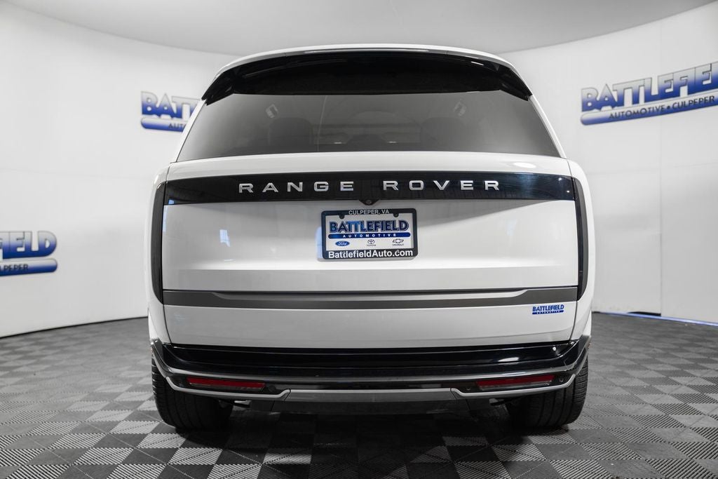 2025 Land Rover Range Rover Plug-In Hybrid SE