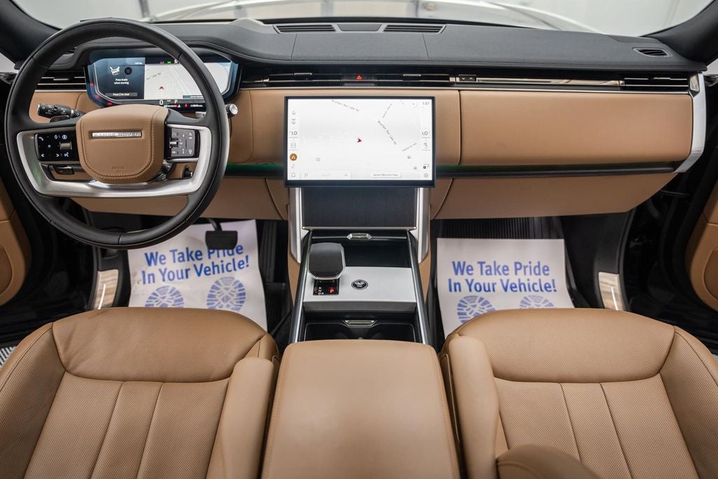 2025 Land Rover Range Rover SE
