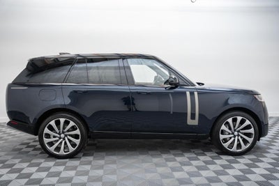 2025 Land Rover Range Rover SE