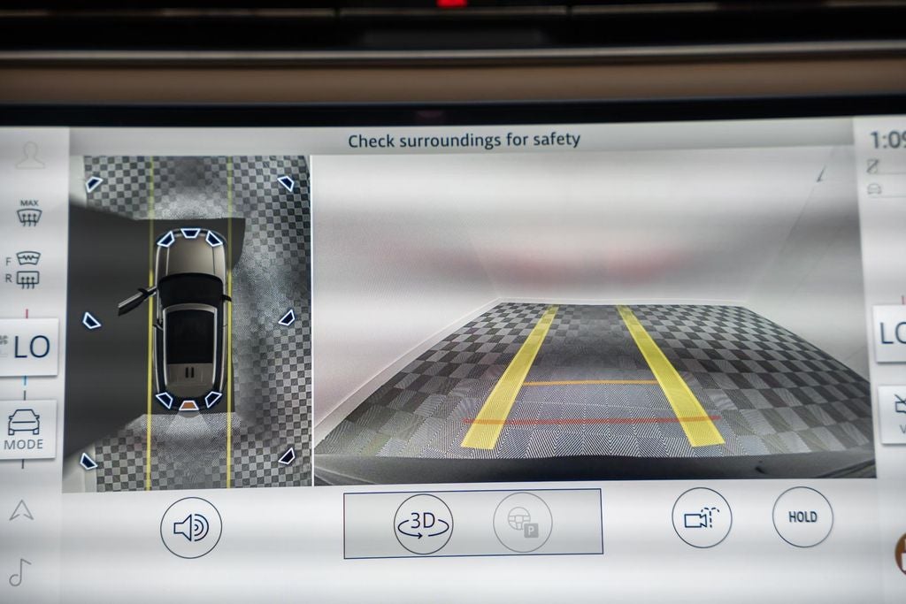 2025 Land Rover Range Rover SE