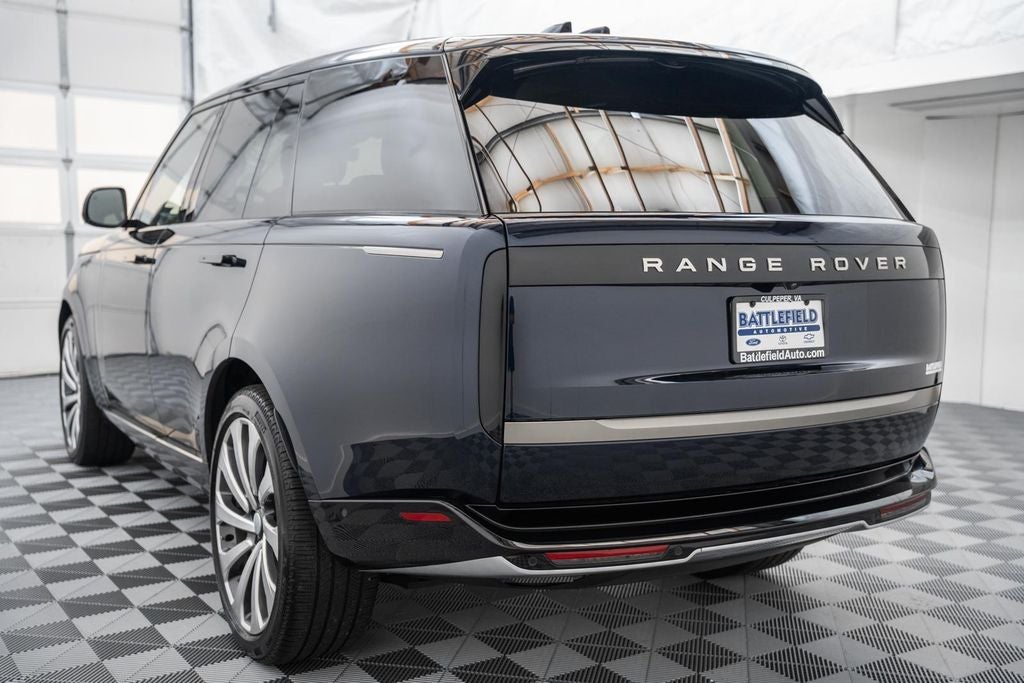 2025 Land Rover Range Rover SE
