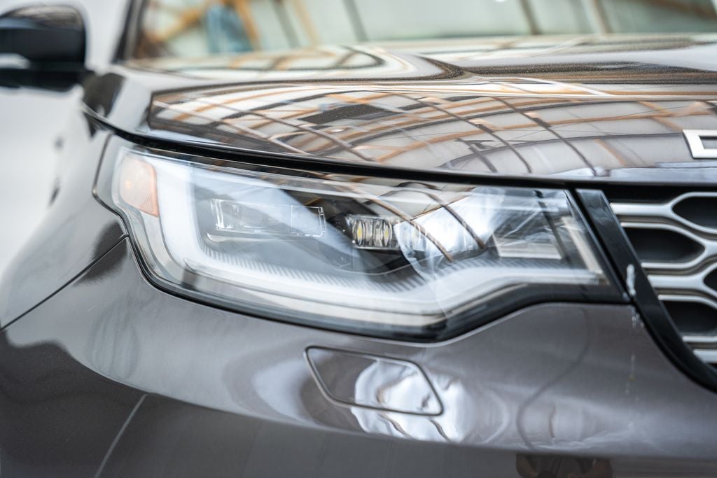 2024 Land Rover Discovery Metropolitan Edition