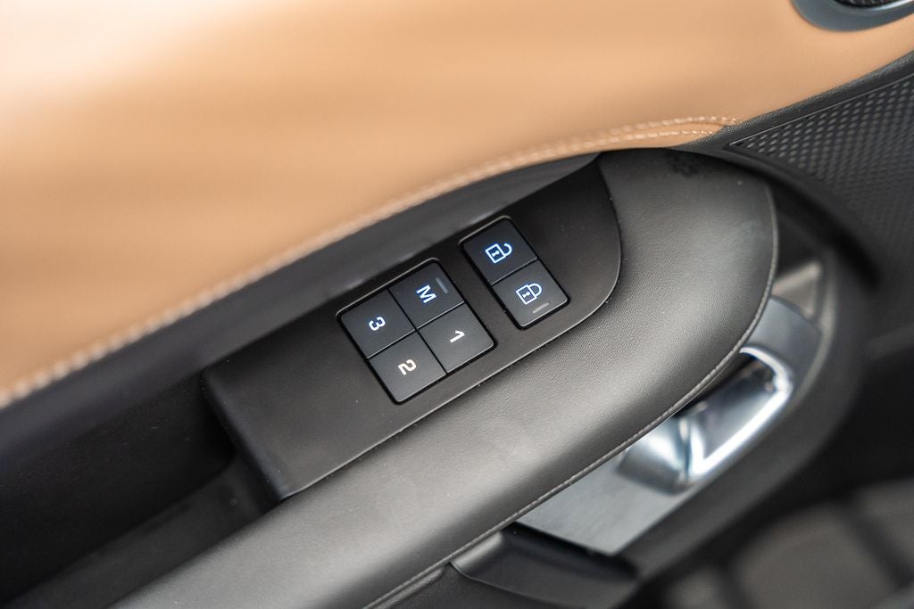 2024 Land Rover Discovery Metropolitan Edition