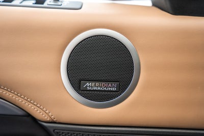2024 Land Rover Discovery Metropolitan Edition