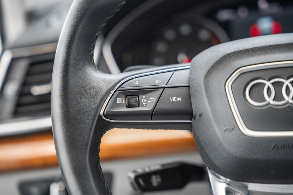 2022 Audi Q5 45 S line Premium quattro