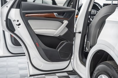 2022 Audi Q5 45 S line Premium quattro