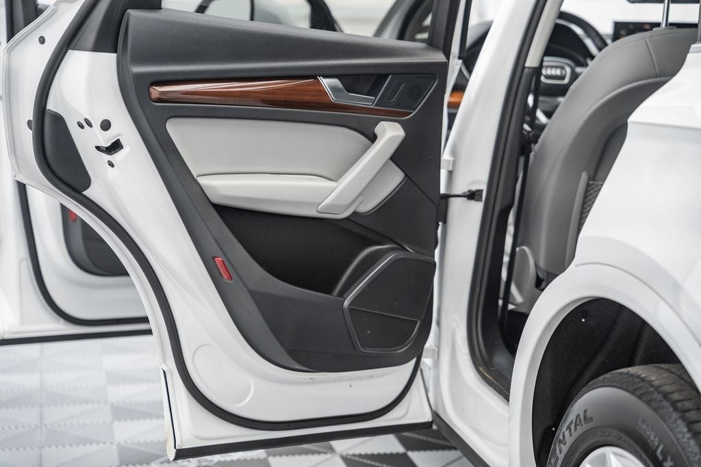 2022 Audi Q5 45 S line Premium quattro