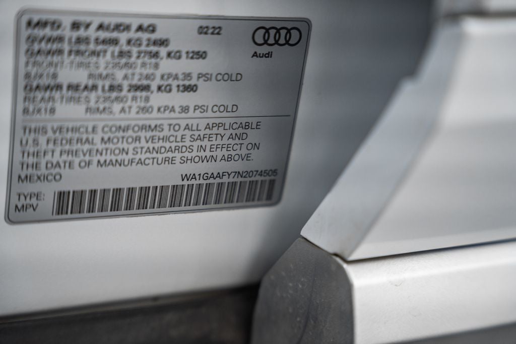 2022 Audi Q5 45 S line Premium quattro