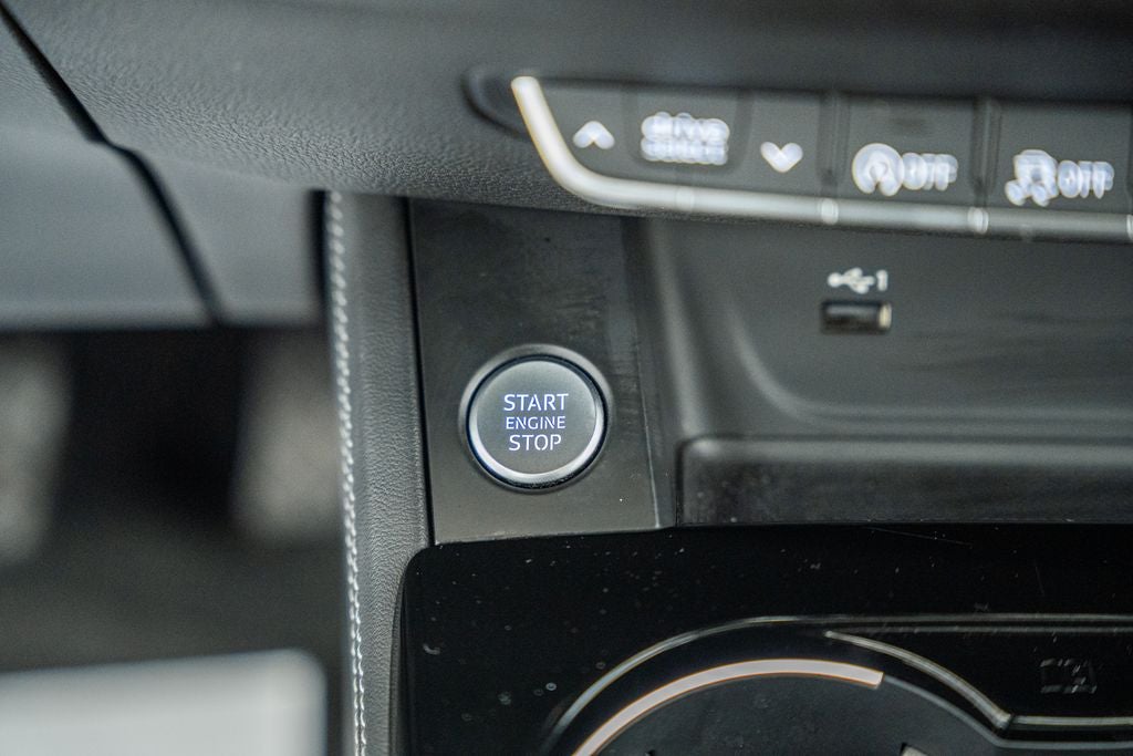 2024 Audi A4 45 S line Premium Plus quattro