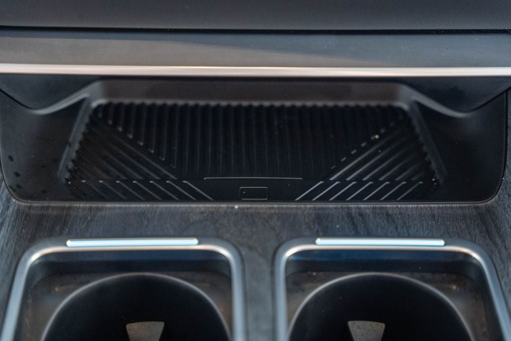 2025 BMW 7 Series 750e xDrive