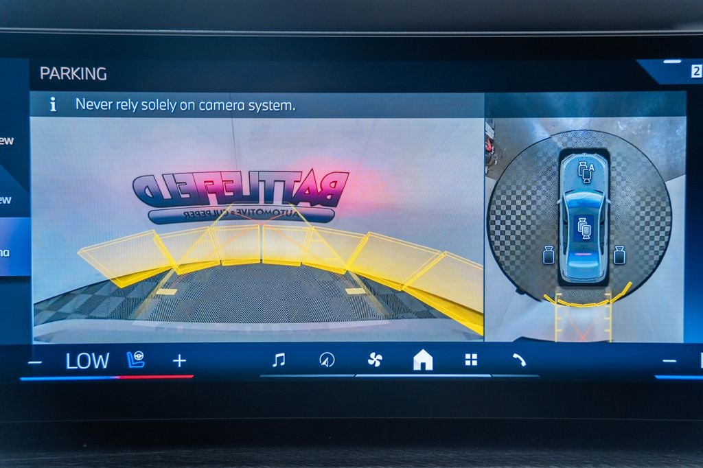 2025 BMW 7 Series 750e xDrive