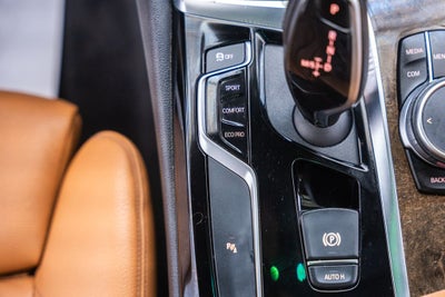 2019 BMW 5 Series 540i xDrive