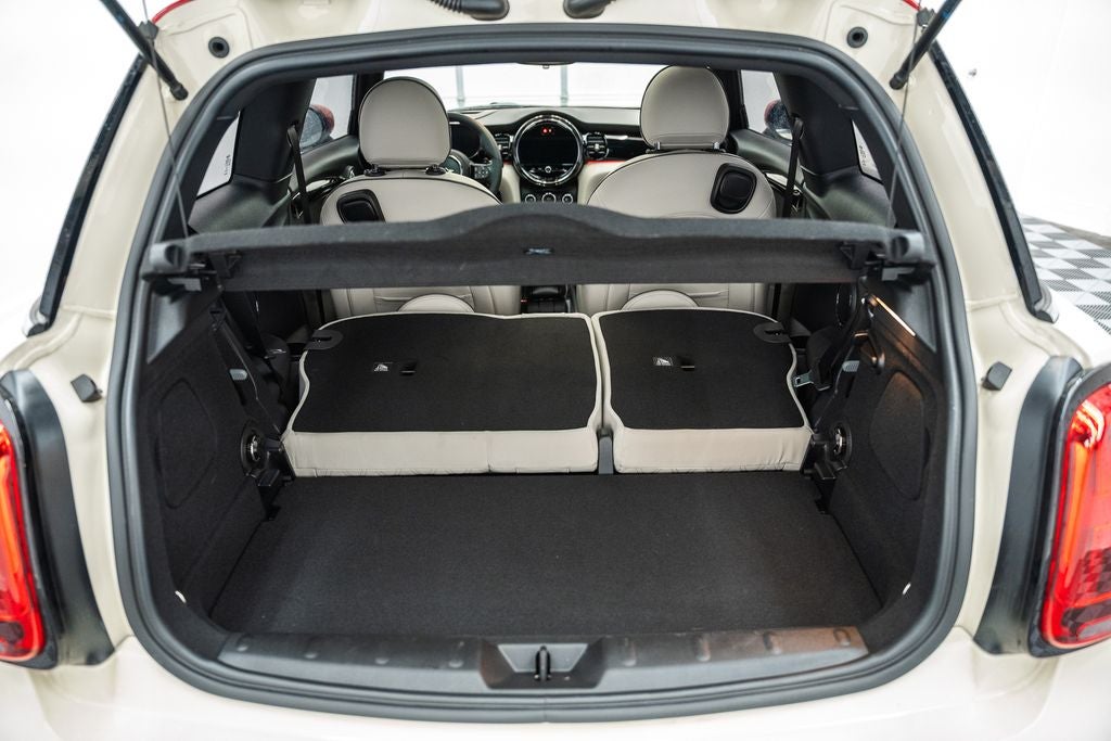 2023 MINI John Cooper Works Iconic