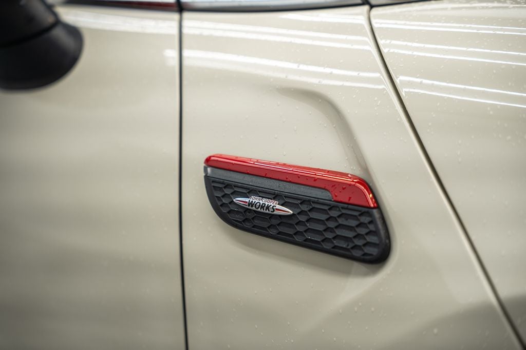 2023 MINI John Cooper Works Iconic